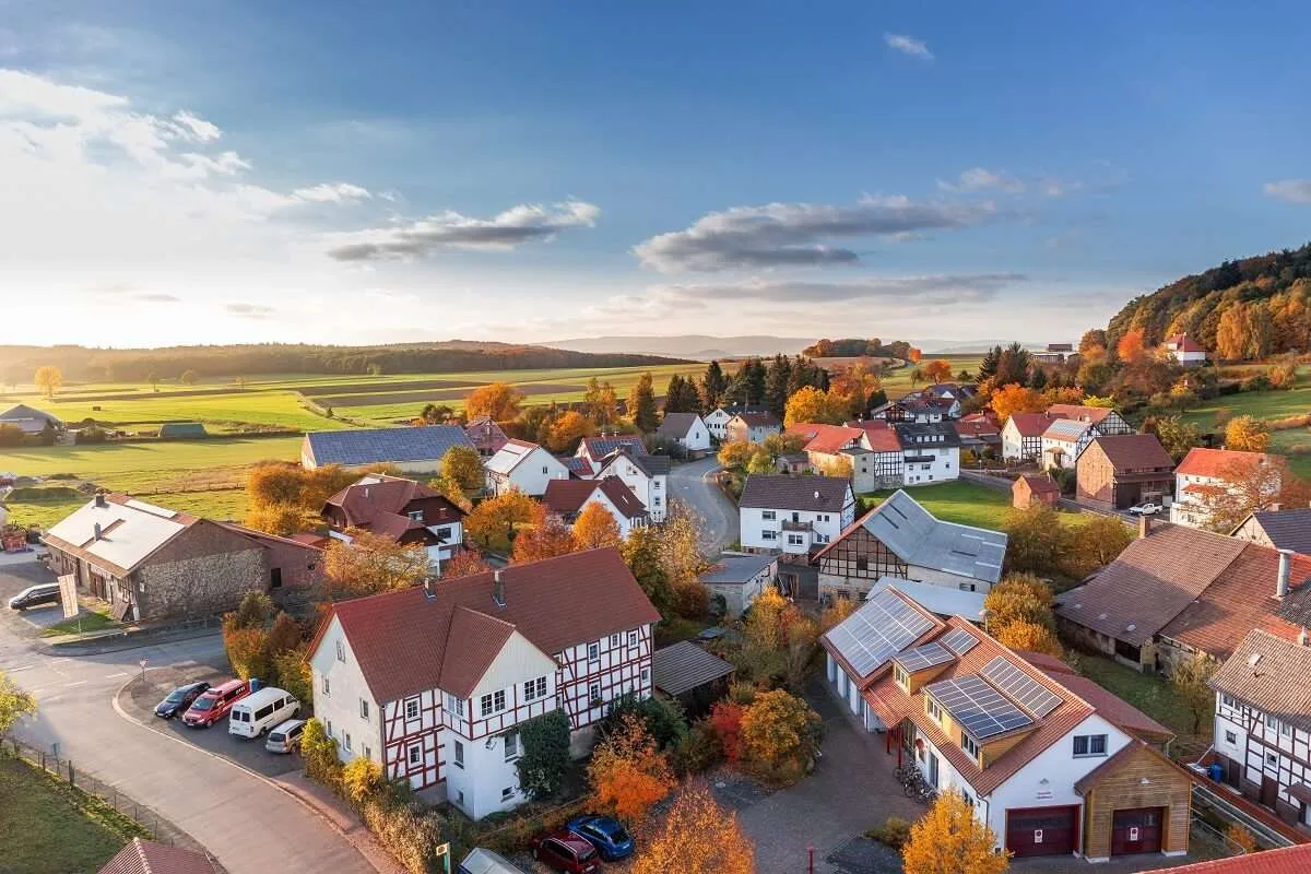 aerial view architecture autumn cars 280221