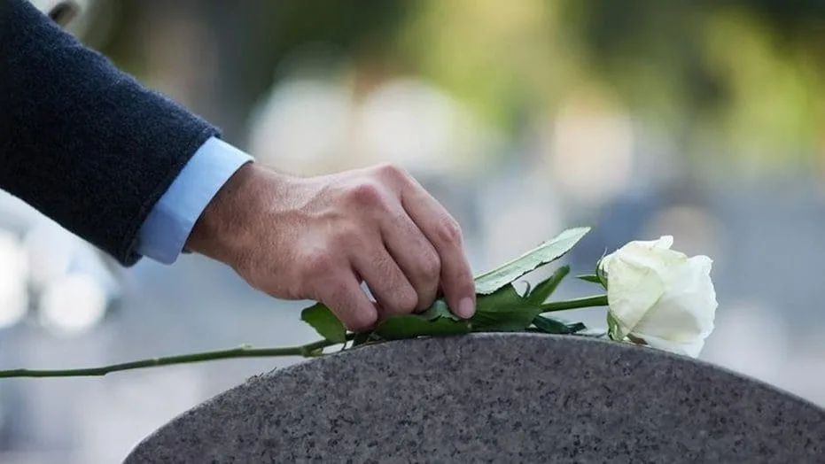 694940094001_5818976921001_5818974743001-vs Bereavement of a loved one